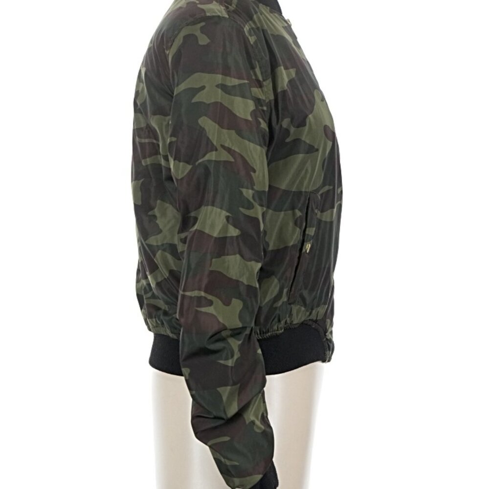 EUC Women's XL Angel Kiss Cropped camo satin bomber jacket (juniors) - Picture 4 of 14